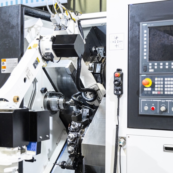 CNC Automation flexible Robotiklösungen Beladehandling WORK-R