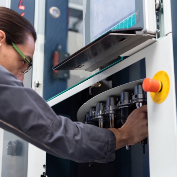 CNC Automation Werkzeugspeicher TOOL-L Werkzeugverfügbarkeit